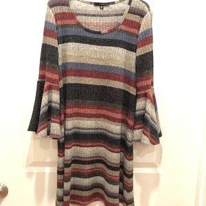 NWOT boutique dress, size 4P but fits like a 6